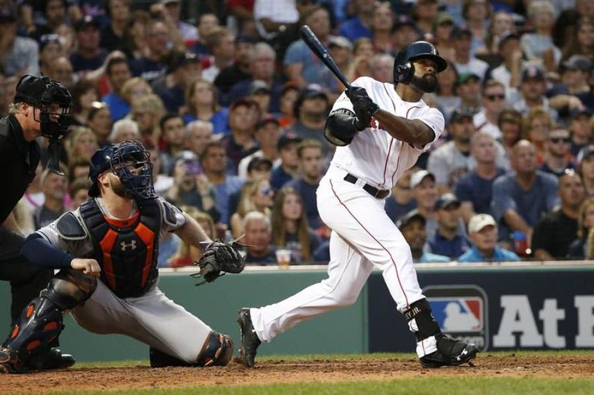 0-5. Bradley pega dos jonrones contra los Orioles