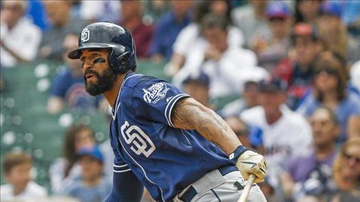 9-4. Shields lanza sólido, tiene apoyo de tres jonrones y vence a los Filis
