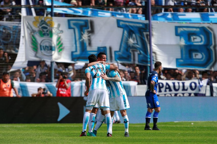 El chileno Díaz le da una histórica victoria a Racing Club ante Independiente