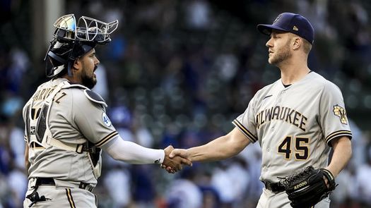 4-2. El venezolano Narváez castiga con un jonrón a los Padres y guía el triunfo de los Cerveceros