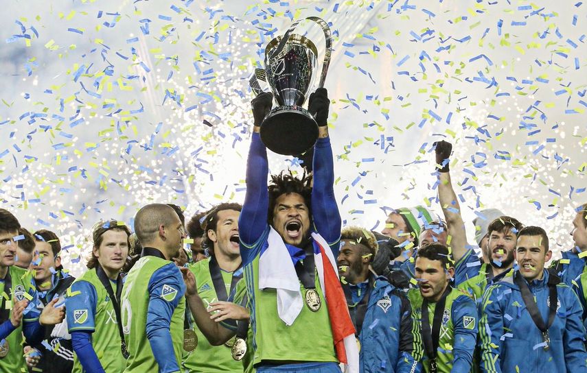 Con Román Torres de protagonista, Seattle Sounders se hace con la MLS Cup