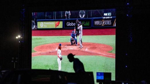 Primer juego de la Serie Mundial impuso récord por baja audiencia