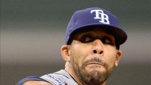 2-1. Price lanza ruta completa y vence a los Reales