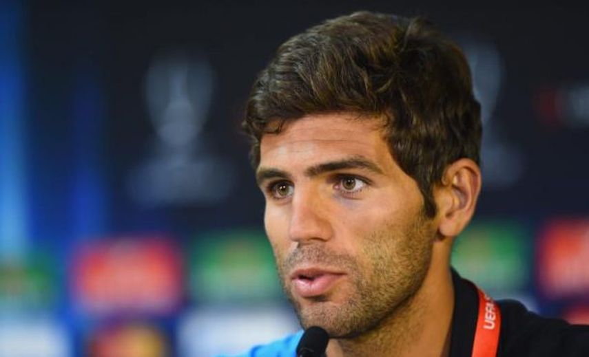 Fazio llega a Sevilla para cerrar su cesión hasta final de temporada