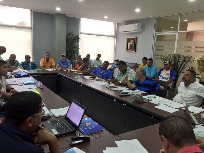 Béisbol Mayor contará con la participación de jugadores extranjeros