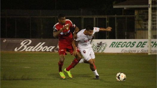 Atlético Chiriquí líder provisional; Ward levanta al Chorrillo FC