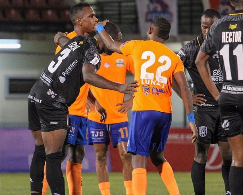 Empatitis entre CAI y Potros (0-0).&nbsp;