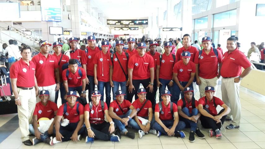 Selección nacional sub-15 de béisbol parte hacia Japón para disputar el mundial