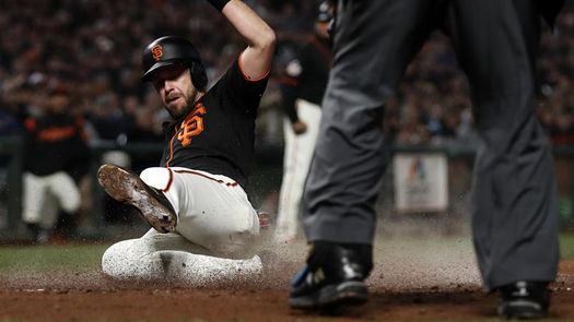 5-2. Longoria pega par de dobles contra los Diamondbacks