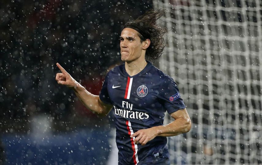 3-1 Cavani e Ibra mantienen al PSG al frente del grupo