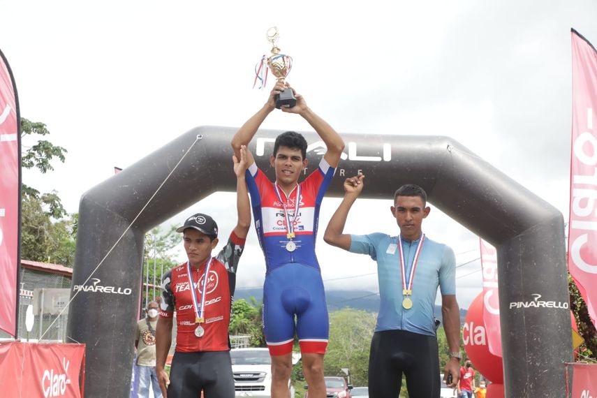 Josué Jiménez campeón Juvenil 2021