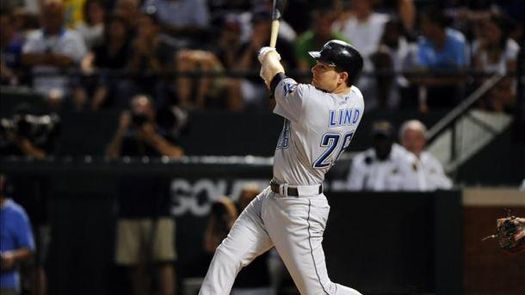 6-3. Lind y Encarnación jonronean contra los Rays