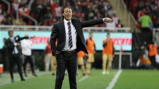 Jugadores del Guadalajara apoyan a Matías Almeyda ante su inminente salida