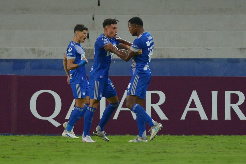 Emelec y Barcelona, imparables y un disminuido Olmedo frena a Liga en Ecuador