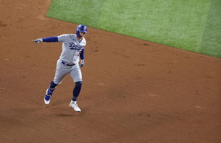 10-2. Pederson y Happ empujan cuatro carreras en victoria de los Cachorros