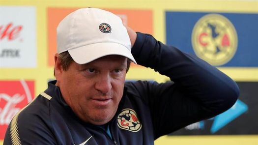 Miguel Herrera sigue teniendo en la mira al francés Jérémy Ménez