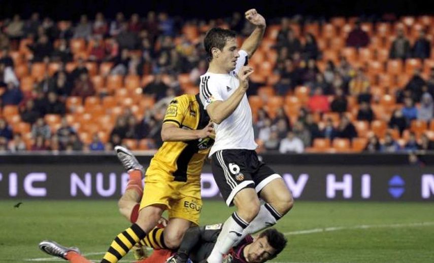 El Valencia cede al argentino Lucas Orban al Levante hasta final de temporada