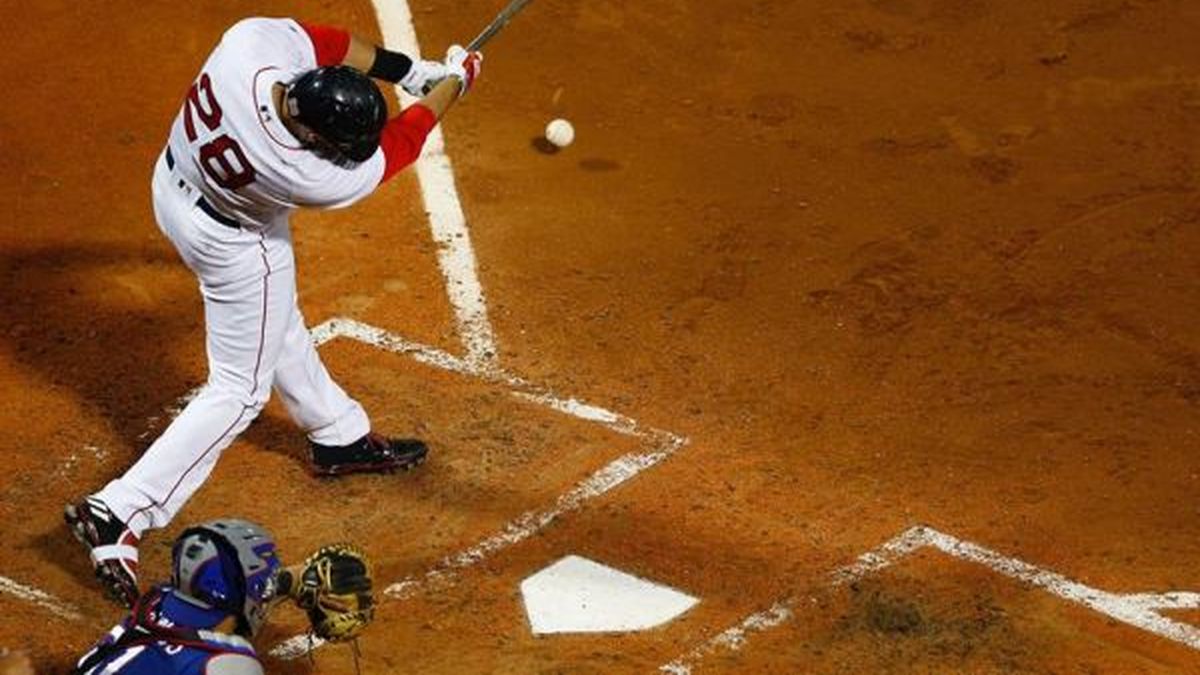 4-6. Martínez pega dos jonrones contra los Orioles
