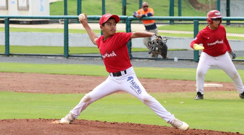 El vaquero Alams Rodríguez es uno de los lanzadores que logró hacer la Selección Nacional U12 de Panamá para el Mundial de Tainán