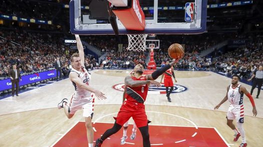 125-112. Lillard logra triple-doble en victoria de los Trail Blazers