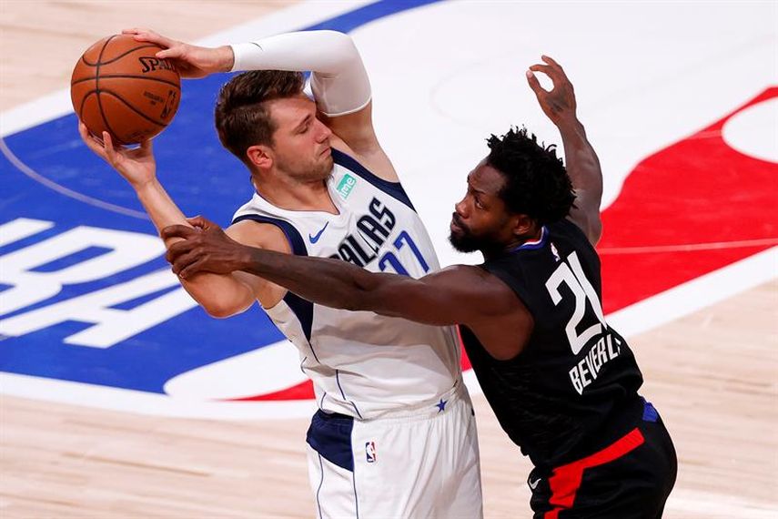 101-116. Sin Antetokounmpo, Doncic y Porzingis con los Mavericks dominan a los Bucks