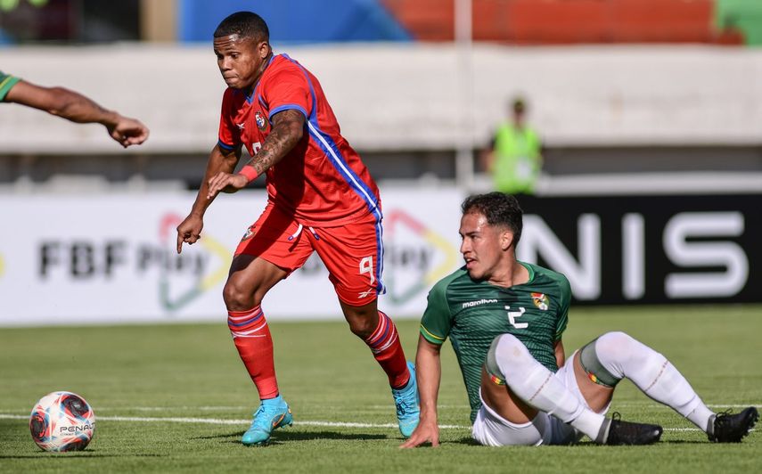 Debut y doblete: Kahiser Lenis guía a la Selección de Panamá a la victoria en Bolivia