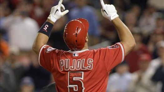 8-2. Pujols jonronea y logra marcas históricas en triunfo de los Angelinos