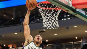 144-109. Triple-doble de Antetokounmpo y nuevas marcas de Bucks