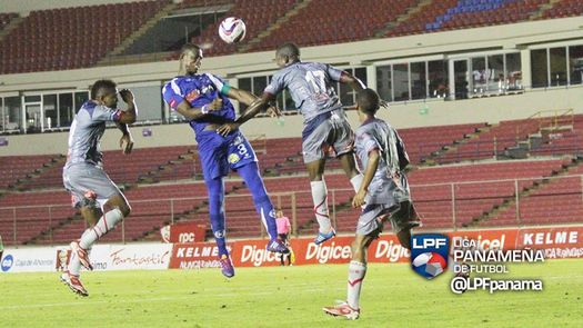 Árabe Unido y Plaza Amador no se sacaron ventaja