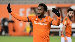 Omar Browne vuelve a brillar en Liga Concacaf