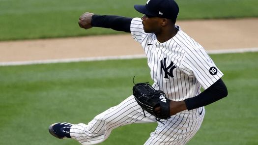 Germán, Cueto y Berrios dominan desde el montículo; el bate latino decide