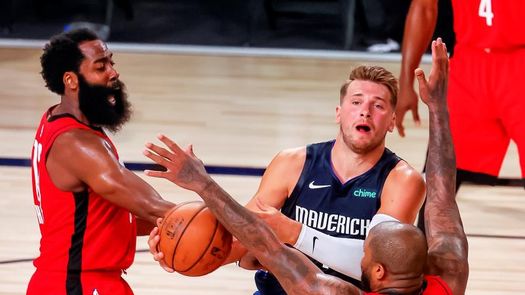 153-149. Harden gana el duelo a Doncic y los Rockets remontan ante los Mavericks