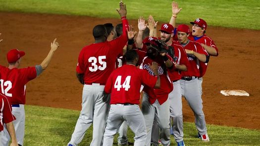Los Indios de Mayagüez se clasifican a la final del béísbol en Puerto Rico, tras barrer a los Atenienses