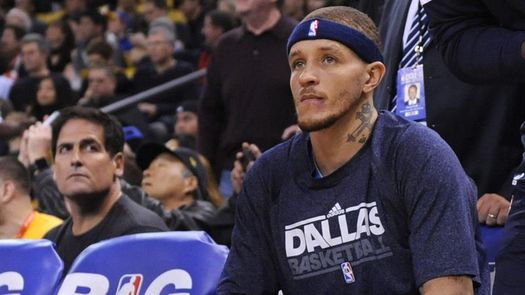 Delonte West, exjugador de la NBA, recibe ayuda de Cuban, dueño de los Mavericks