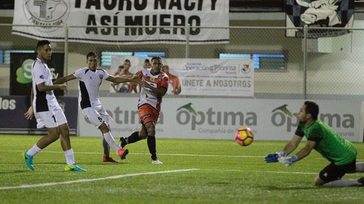 Santa Gema y Tauro no se hacen daño en La Chorrera