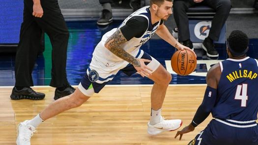 Campazzo brilla desde el triple ante los Wolves en su mejor partido en la NBA