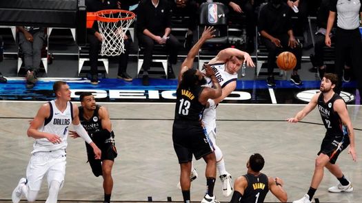 98-115. Los Mavericks, con Doncic y Porzingis, fueron demasiado para Harden y los Nets