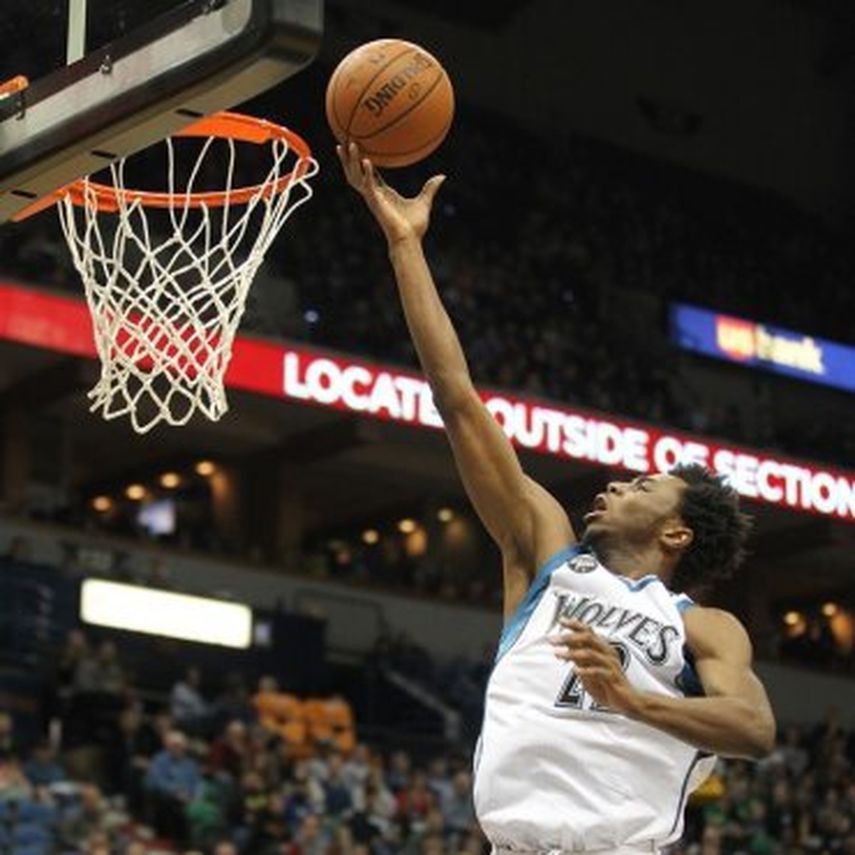 85-98. Wiggins marcó la diferencia en la quinta victoria de los Timberwolves