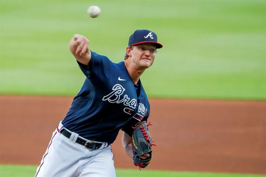 El lanzador de Bravos de Atlanta Soroka vuelve romperse el talón de Aquiles