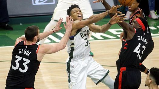 Mirotic feliz con el triunfo; Marc Gasol admite no tuvieron opción a ganar