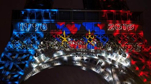 La prensa francesa agradece a los Bleus una felicidad eterna La prensa francesa agradece a los Bleus una felicidad eterna