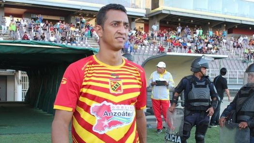 Rolando Escobar es nuevo refuerzo del FC Dallas