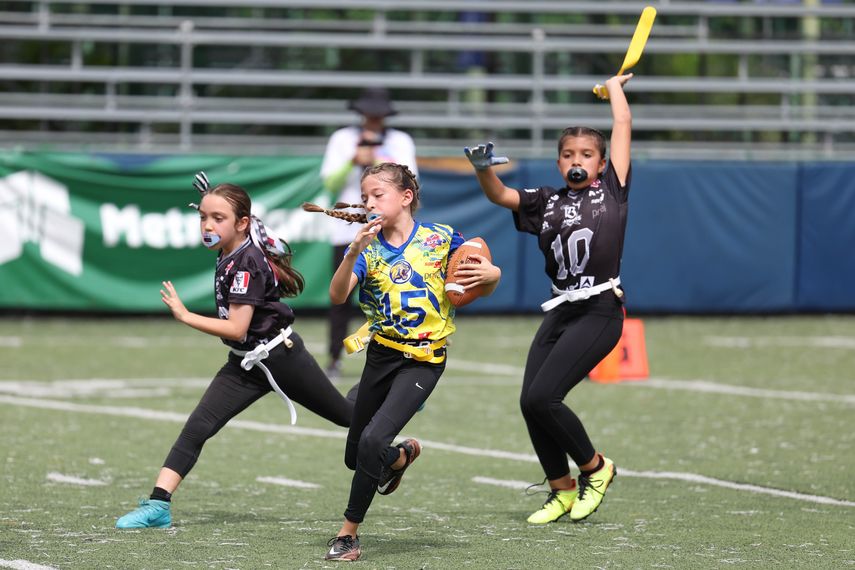 Kolts invictas y Fighting Owls logran su primer triunfo