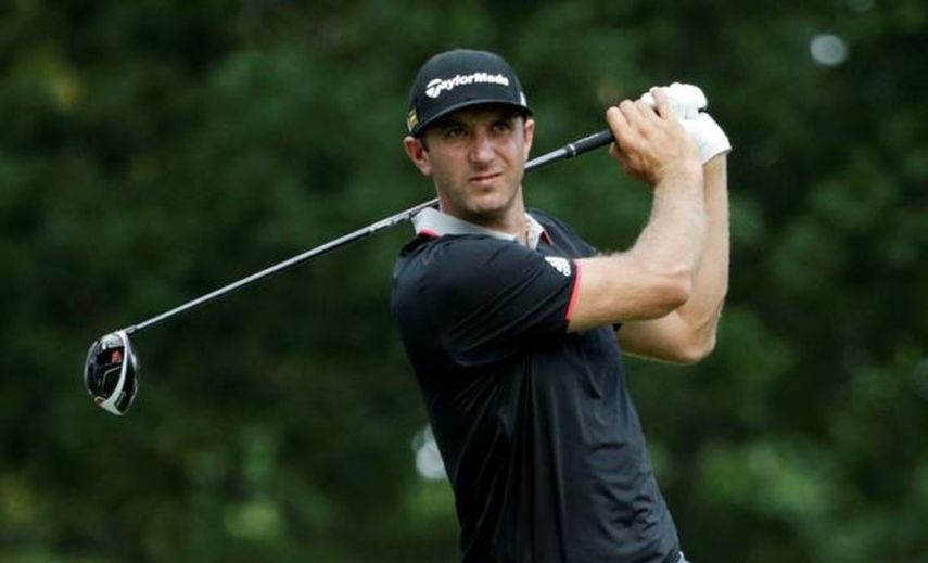 Dustin Johnson sigue líder después de la tercera jornada