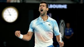 Djokovic arrasa a Rublev y está en semifinales