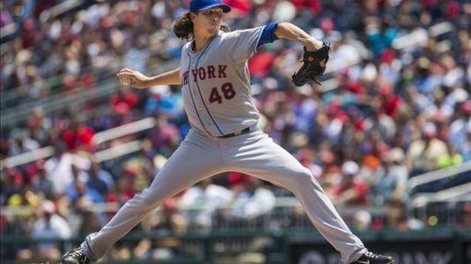 4-1. DeGrom controla con sus servicios a los Filis