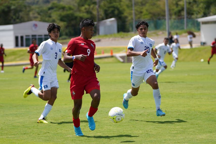 Panamá U16: Los goles se los dedico a mi abuelito que está en el cielo