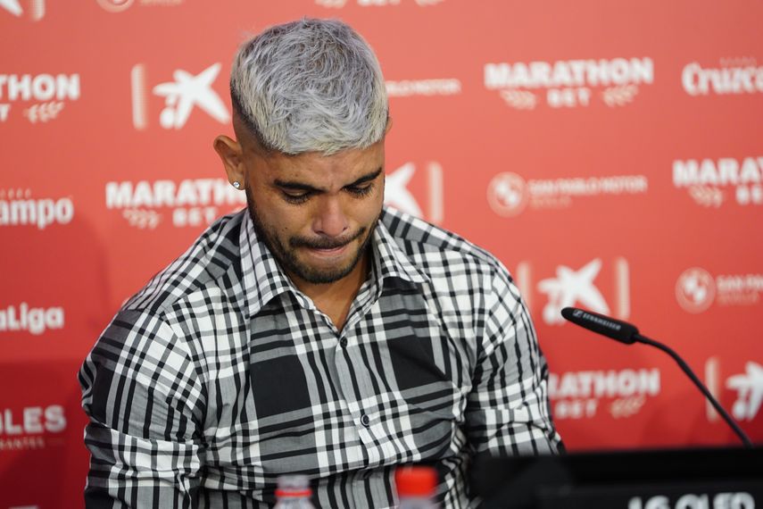 Banega se despide entre lágrimas del club más importante de su vida