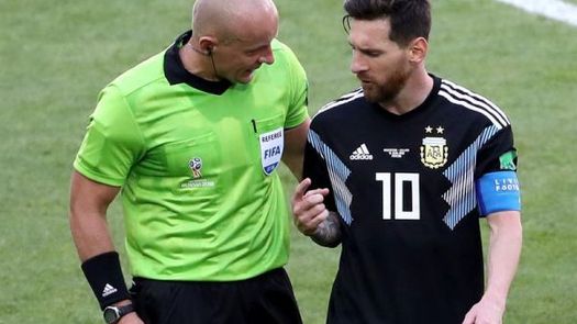 El polaco Marciniak arbitrará al Barcelona y el italiano Orsato al Atlético