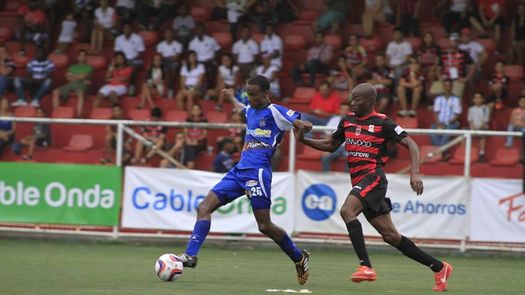 Triunfo arrollador del Árabe Unido sobre el Sporting San Miguelito